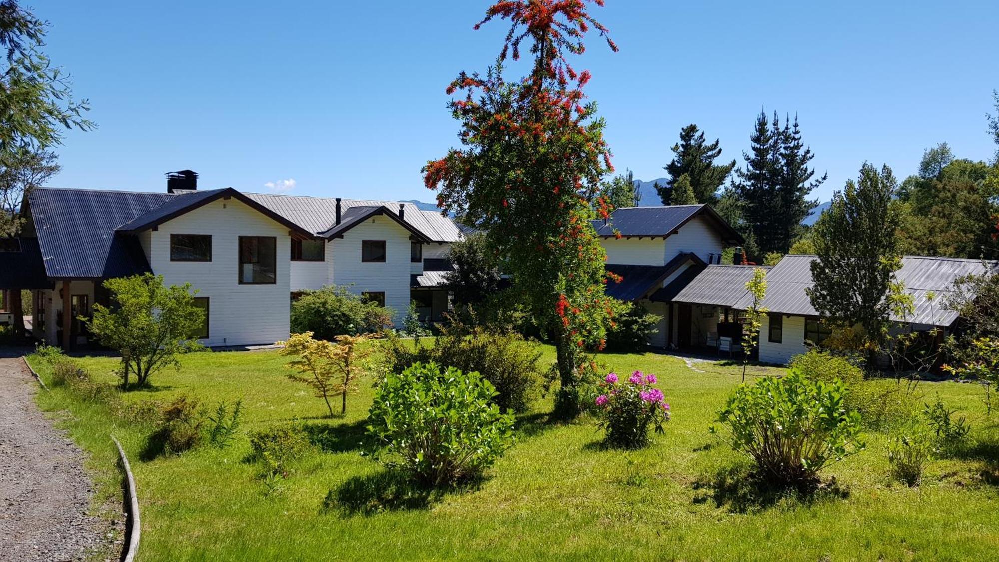 Bambu Lodge Пукон Екстер'єр фото